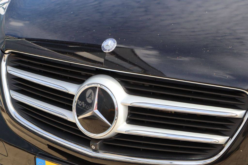 Mercedes-Benz V-CLASS Diesel 2015