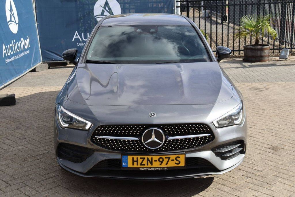 Mercedes-Benz CLA 250e Shooting Brake Hybrid (Margin)