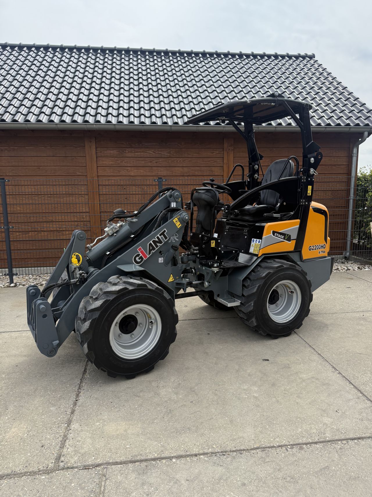 Giant g2200 extra HD 390uur !
