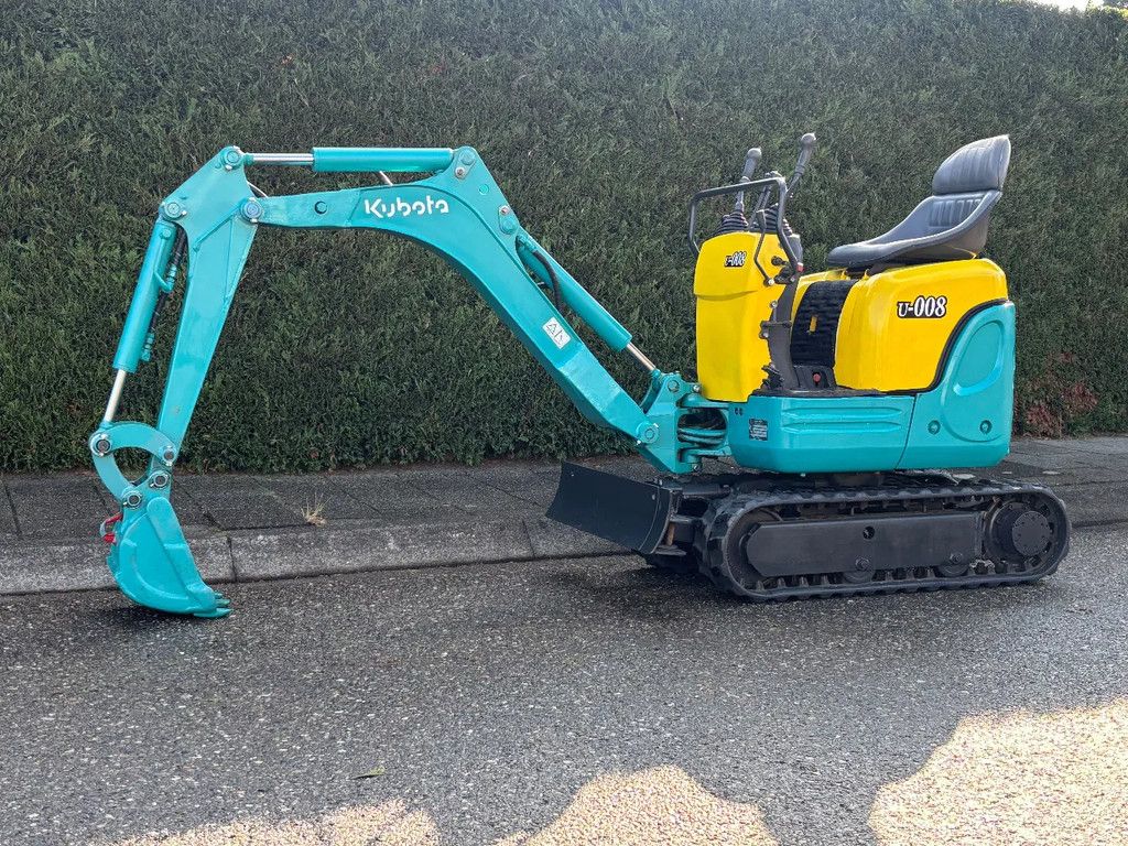 Kubota U- 008 Minigraver met 3cil. diesel gebruikte graafmachine