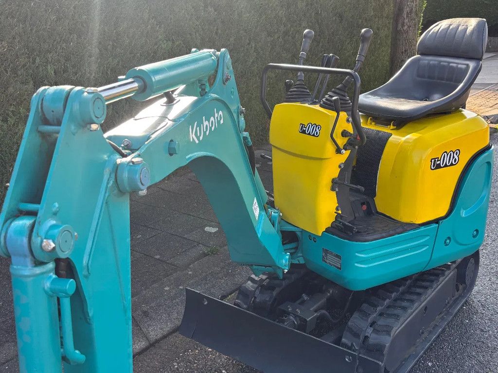 Kubota U- 008 Minigraver met 3cil. diesel gebruikte graafmachine
