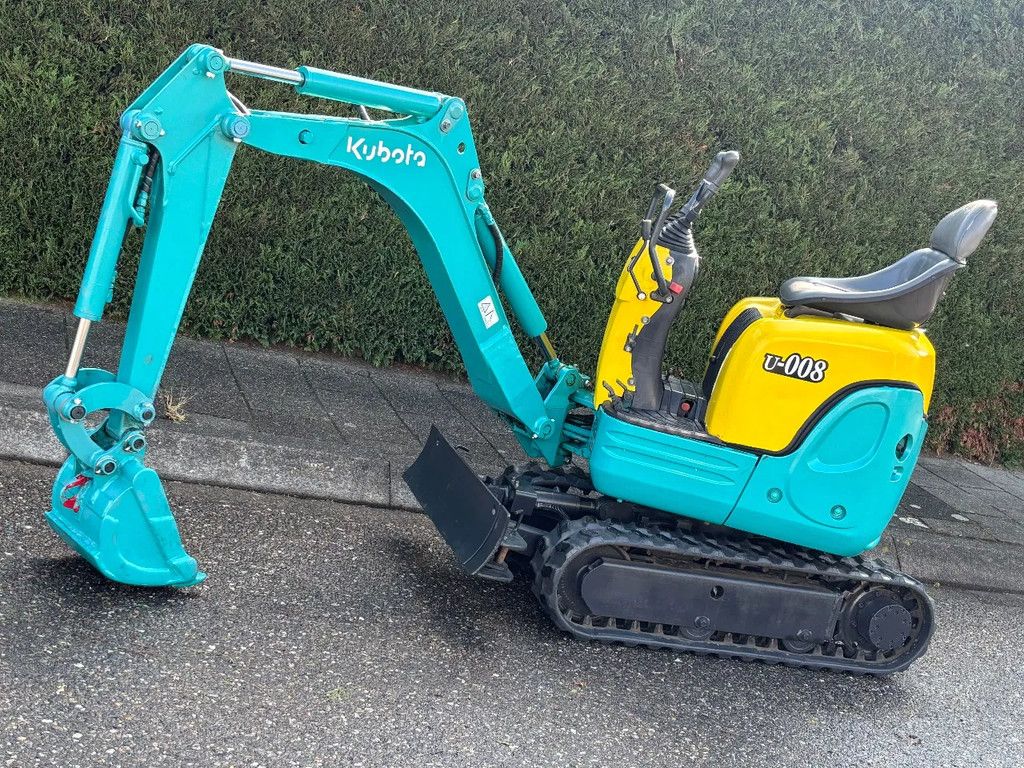 Kubota U- 008 Minigraver met 3cil. diesel gebruikte graafmachine
