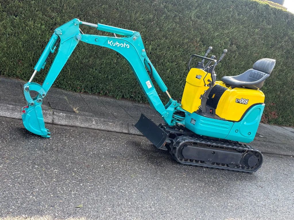 Kubota U- 008 Minigraver met 3cil. diesel gebruikte graafmachine