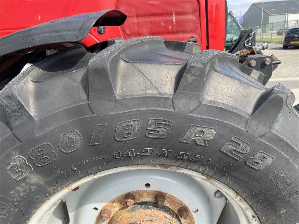 Massey Ferguson 6480 Dyna 6