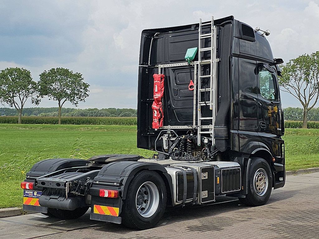 MERCEDES-BENZ ACTROS 1848 LS gigaspace 2x tank