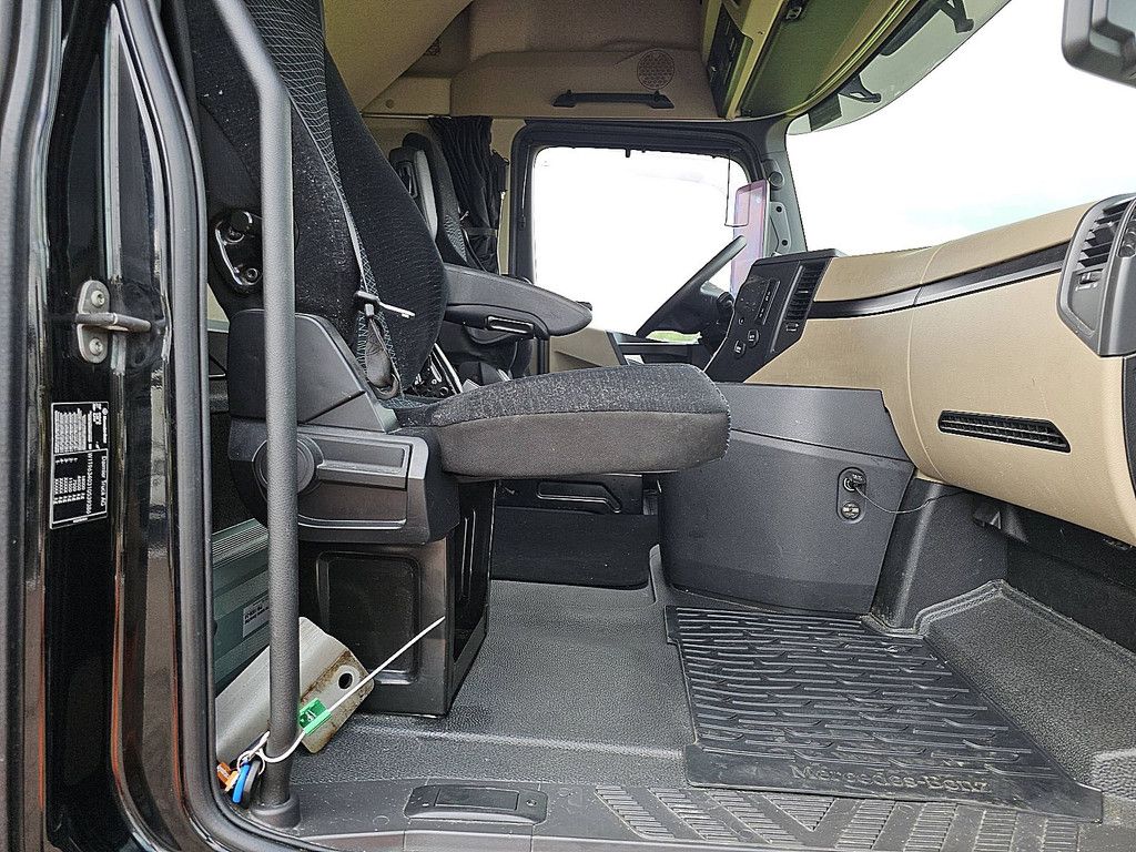 MERCEDES-BENZ ACTROS 1848 LS gigaspace 2x tank