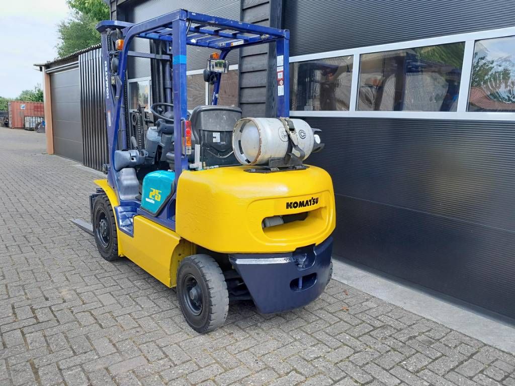 Komatsu FG 25 HT-14 Freelift - Sideshift - Triplex - LPG