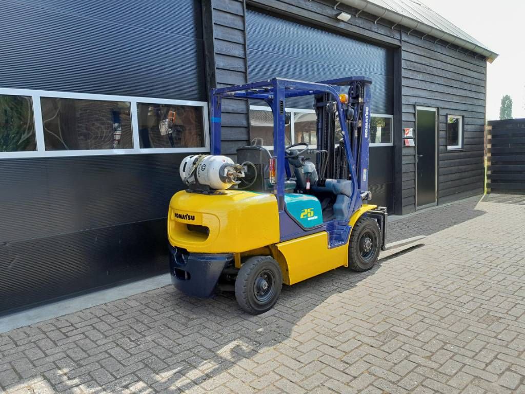 Komatsu FG 25 HT-14 Freelift - Sideshift - Triplex - LPG