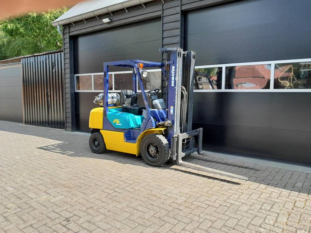 Komatsu FG 25 HT-14 Freelift - Sideshift - Triplex - LPG