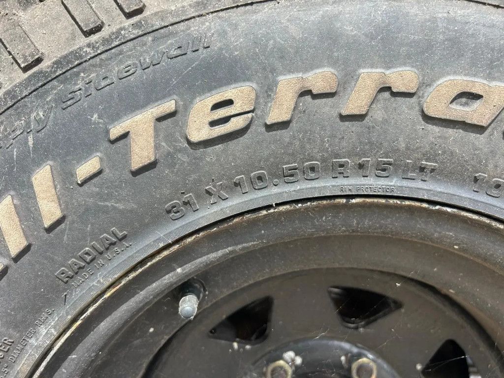 Nissan Patrol Patrol R 2.8 Turbo Diesel GRIJS KENTEKEN YOUNG TIMER