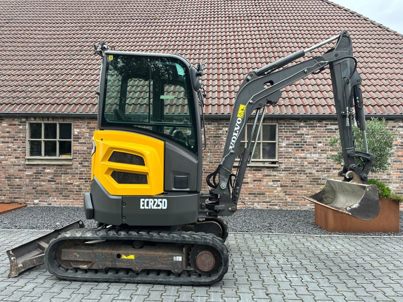 Volvo ECR 25 D