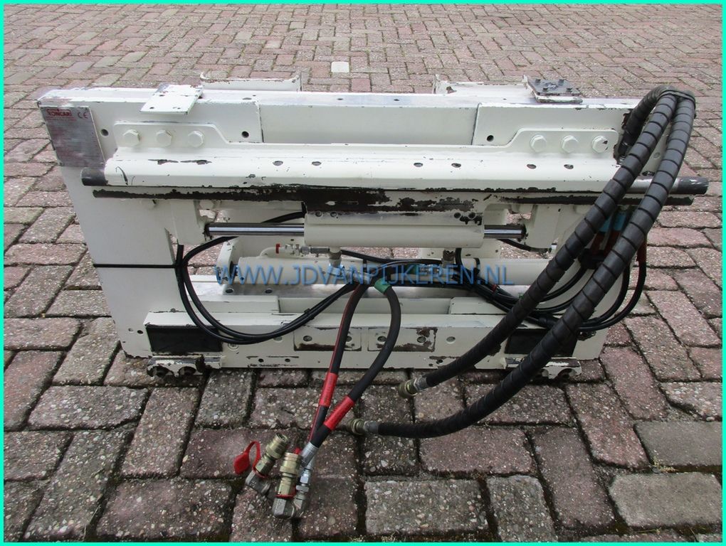Roncari FEM2 vorkenspreider 182cm + sideshift