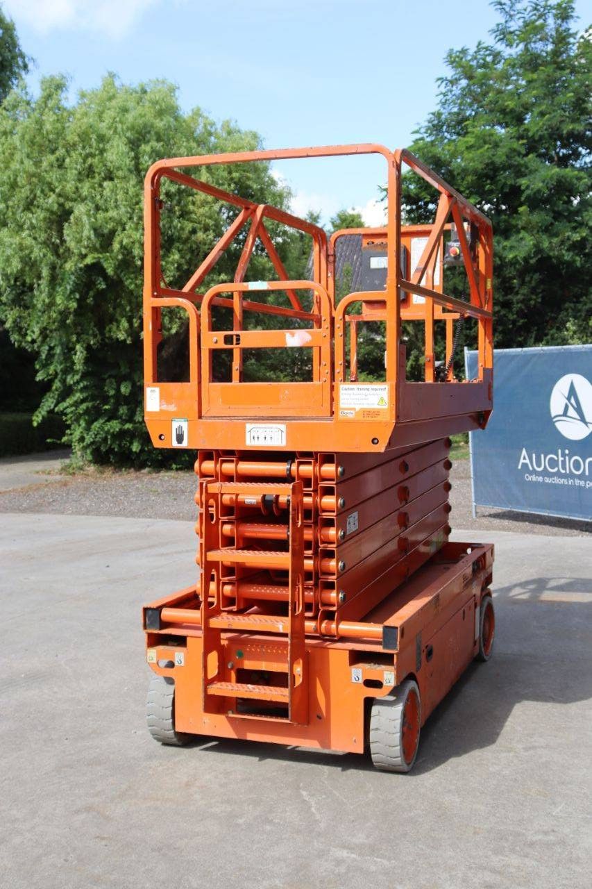 Scherenbühne PB PB S140-12EC Elektro 13,8m 2015