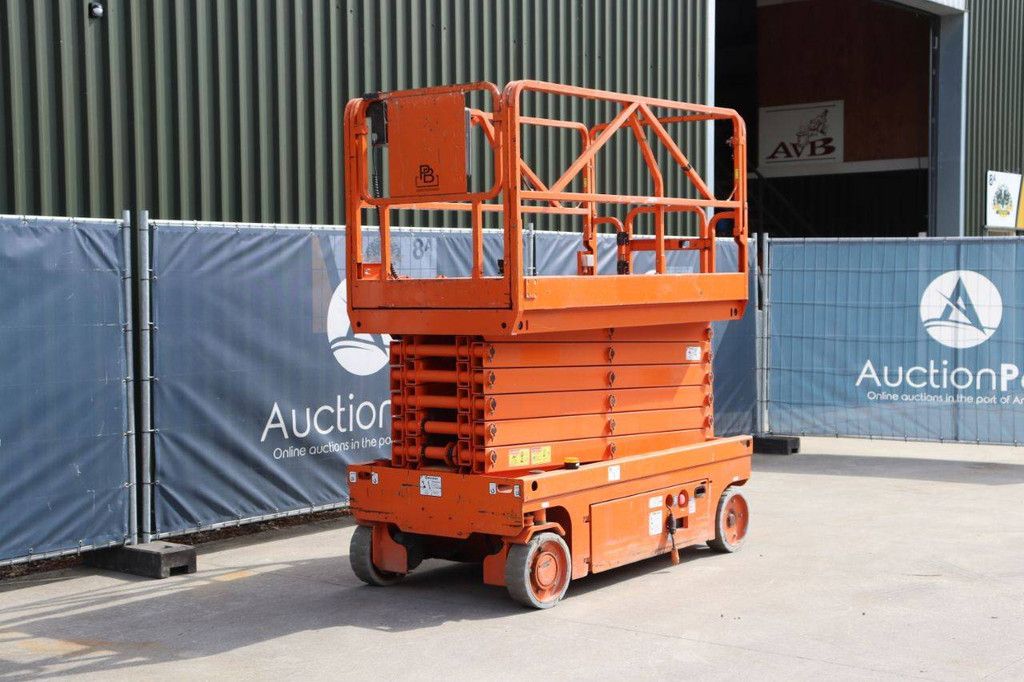 Scherenbühne PB PB S140-12EC Elektro 13,8m 2015