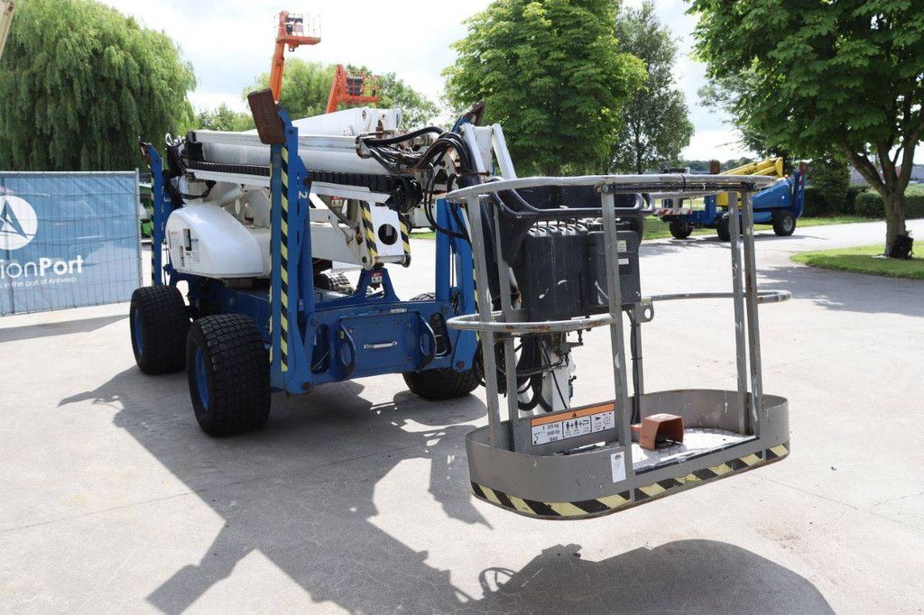 Nifty 210 SD Diesel 21.3m Articulated Boom Lift 2006