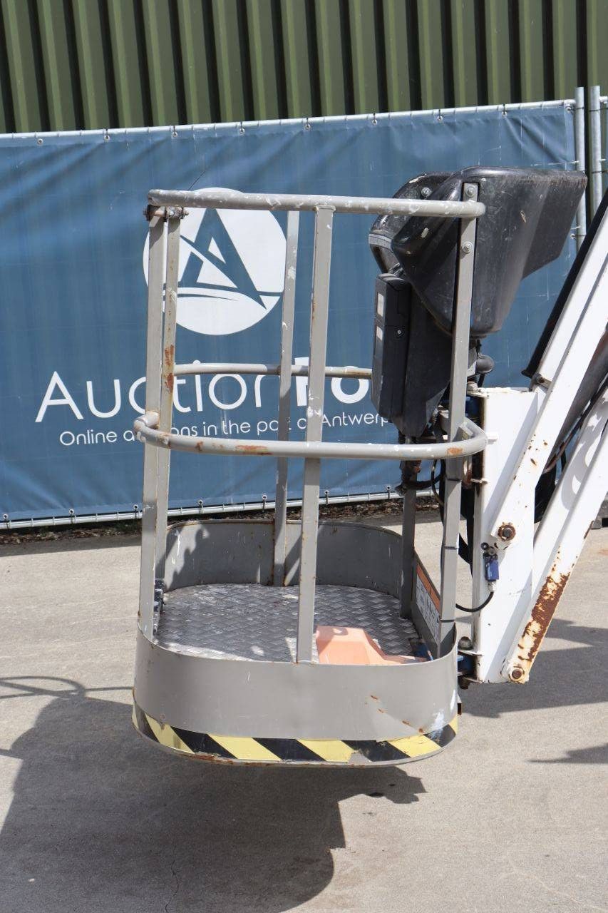 Nifty 210 SD Diesel 21.3m Articulated Boom Lift 2006