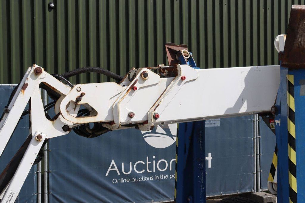 Nifty 210 SD Diesel 21.3m Articulated Boom Lift 2006