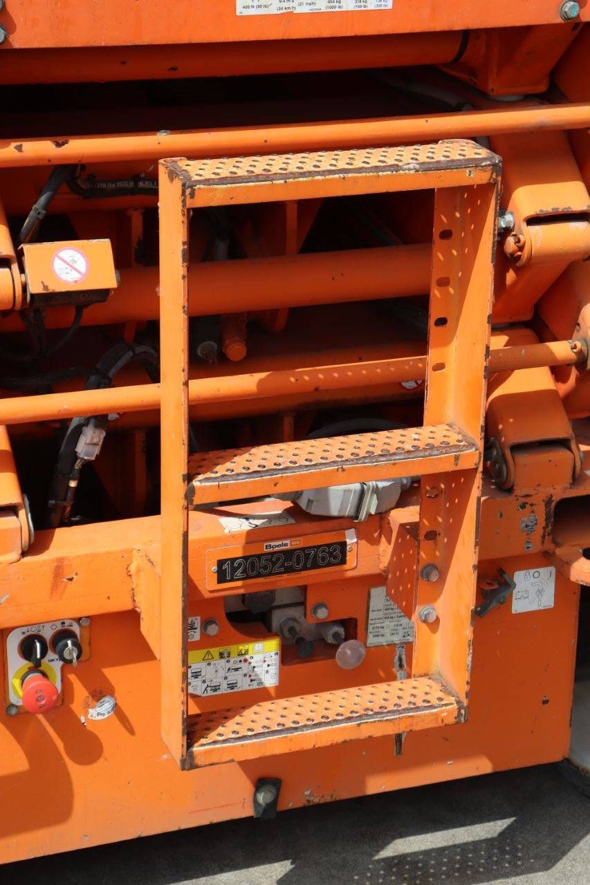 Scissor lift Skyjack SJIII-4626 Electric 9.9m 2014