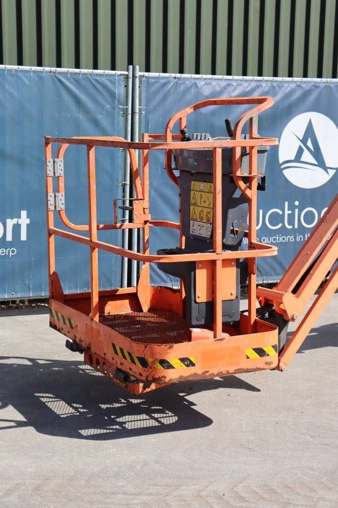 JLG E400AJPN Electric Articulating Boom Lift 14.19m 2011