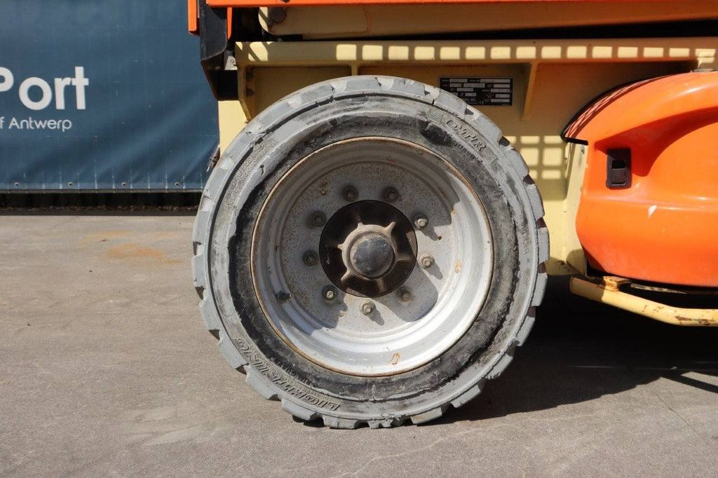 JLG 4069LE Electric Scissor Lift 14.19m