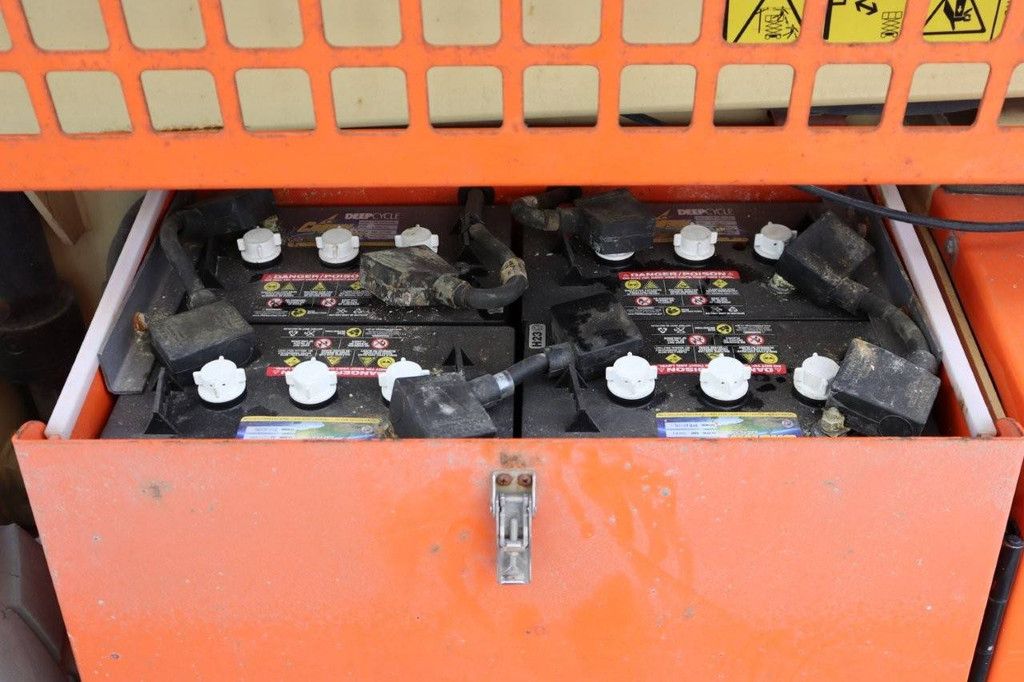 JLG 4069LE Electric Scissor Lift 14.19m
