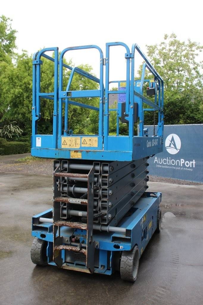 Genie GS-4047 Electric Scissor Lift 13.7m 2015