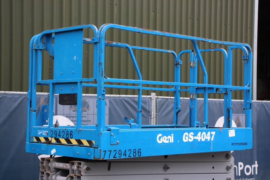 Genie GS-4047 Electric Scissor Lift 13.7m 2015