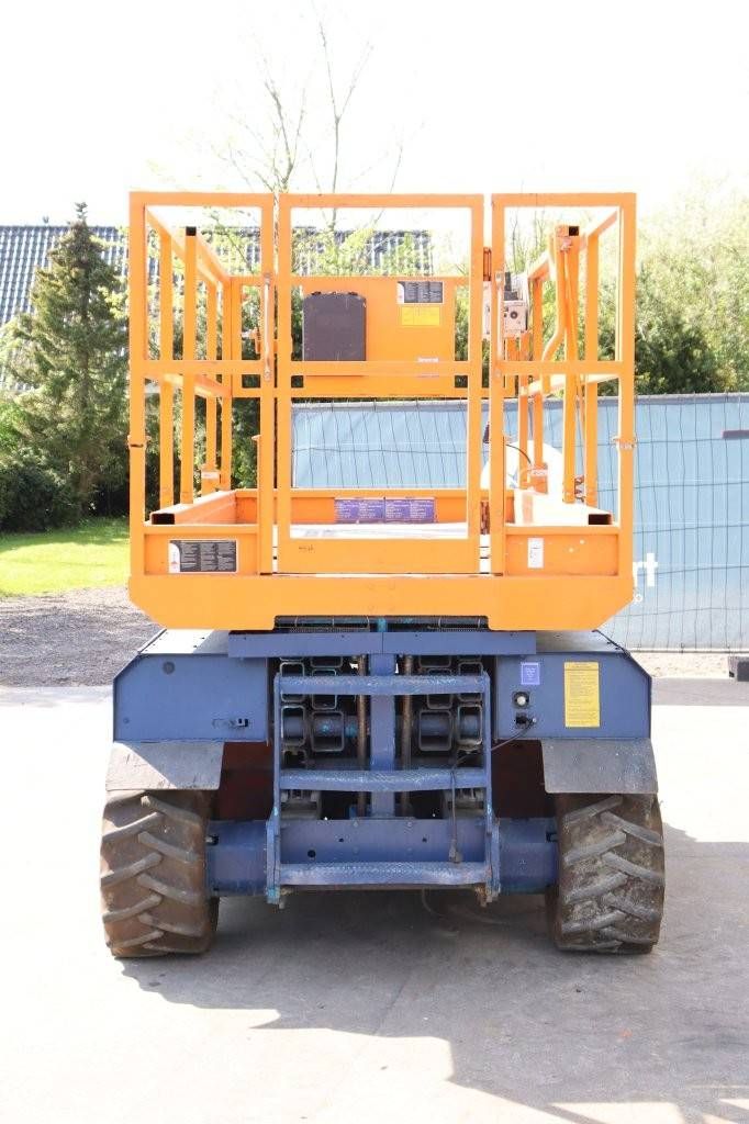 Scissor lift Genie GS2668 Electric 9.92m 2001