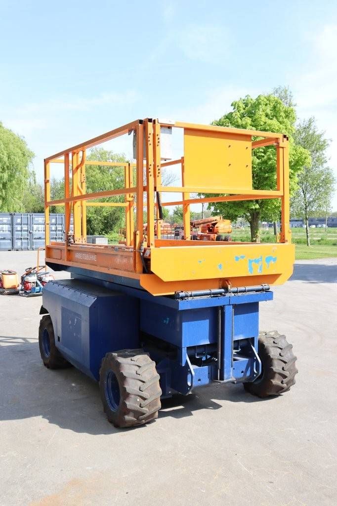 Scissor lift Genie GS2668 Electric 9.92m 2001