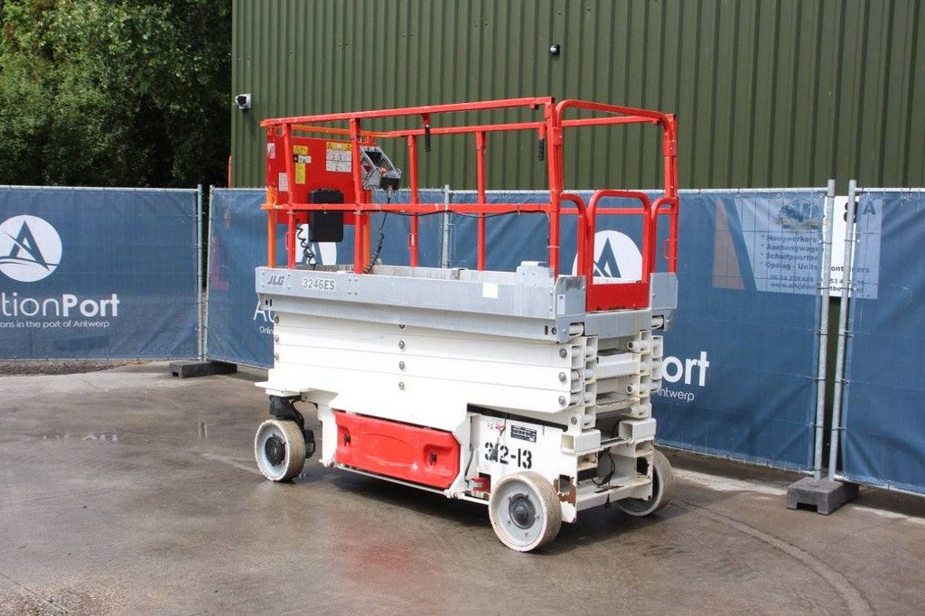 Scissor Lift JLG 3246ES Electric 11.68m 2009
