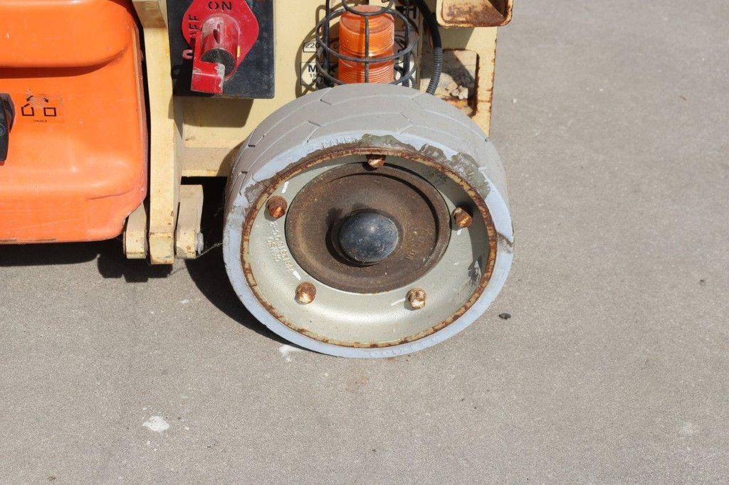 Schaarhoogwerker JLG 1930ES Elektrisch 230kg 7.72m 2011