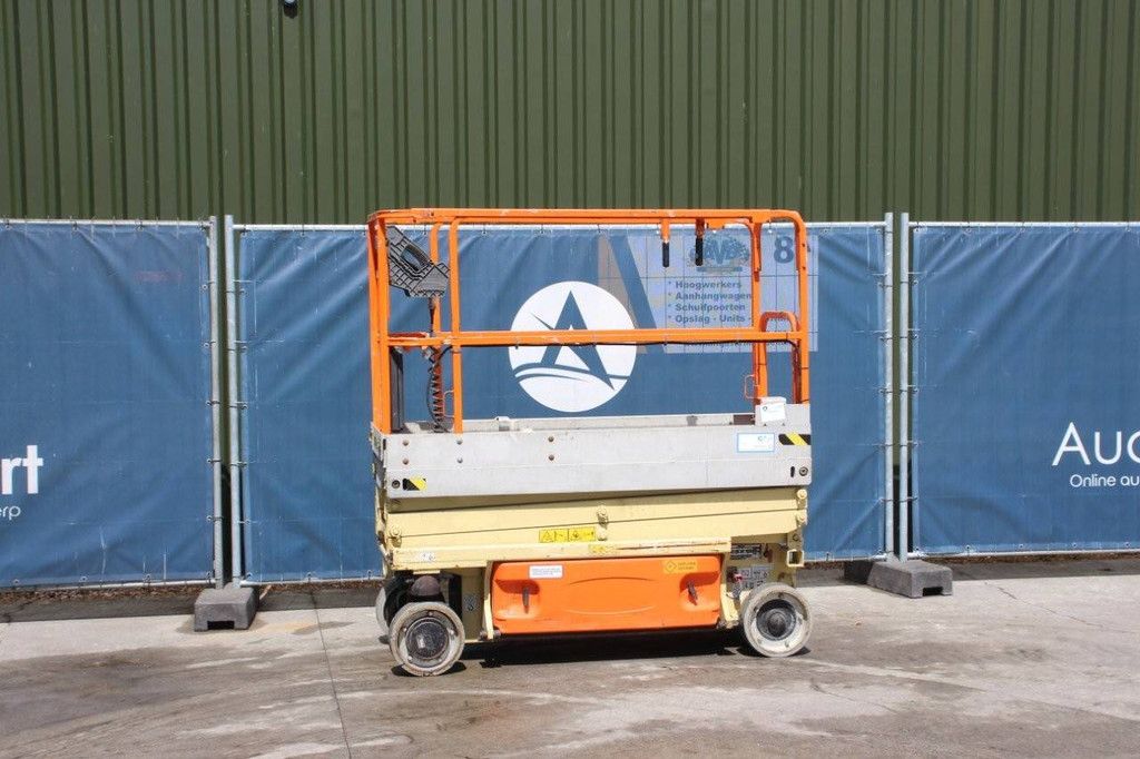JLG 1930ES Electric Scissor Lift 7.72m 2014
