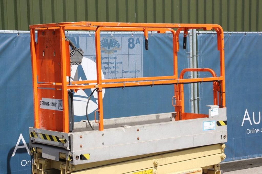 JLG 1930ES Electric Scissor Lift 7.72m 2014