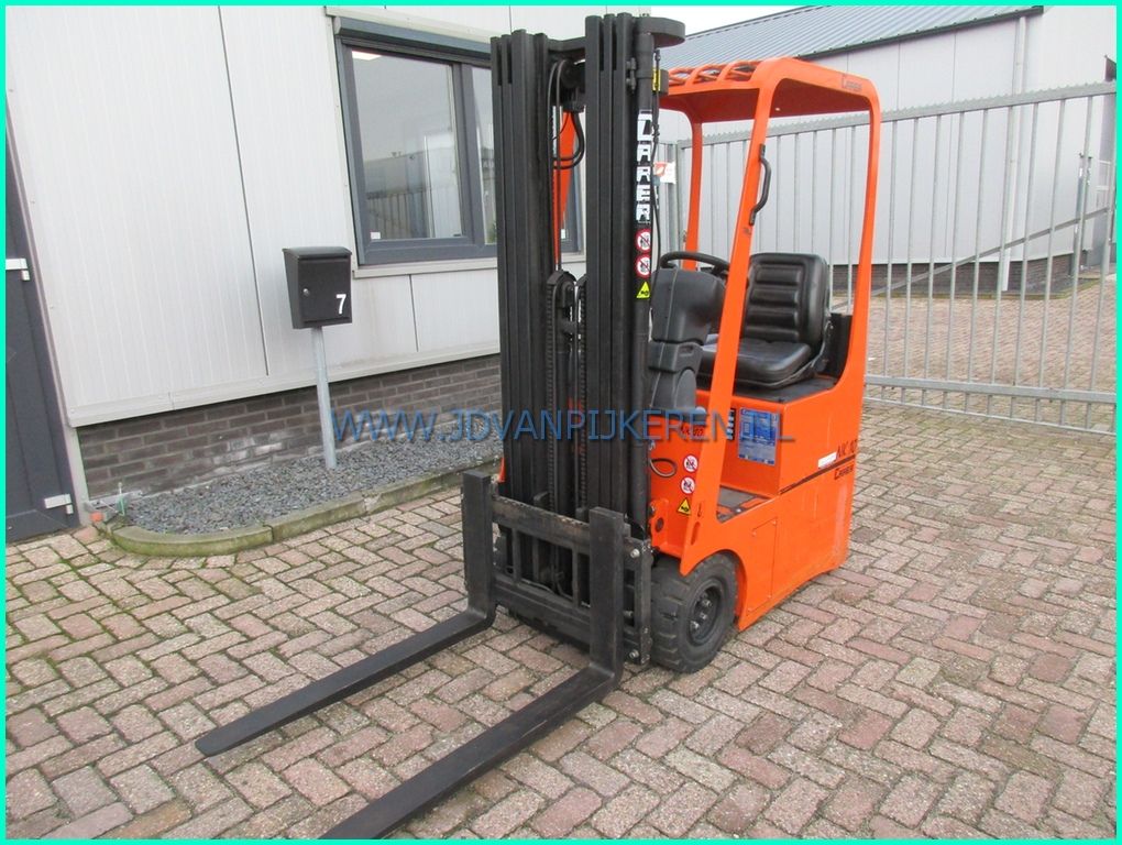 Carer NK10 compact triplex+sideshift+freelift+accu80% 2146uur