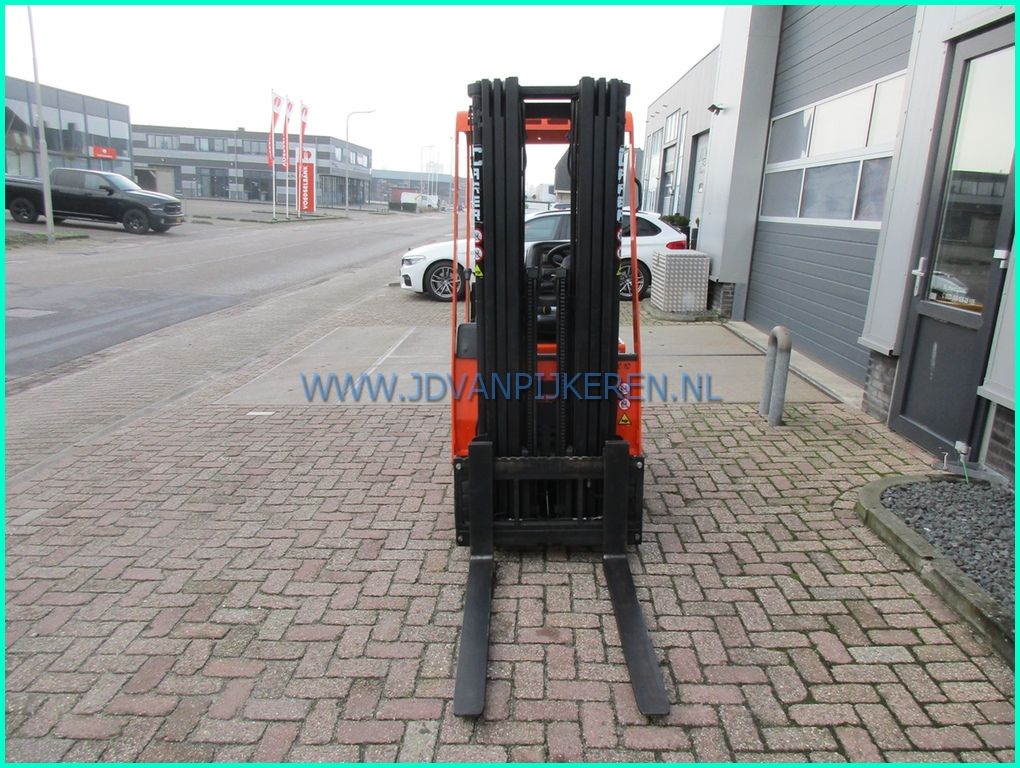 Carer NK10 compact triplex+sideshift+freelift+accu80% 2146uur