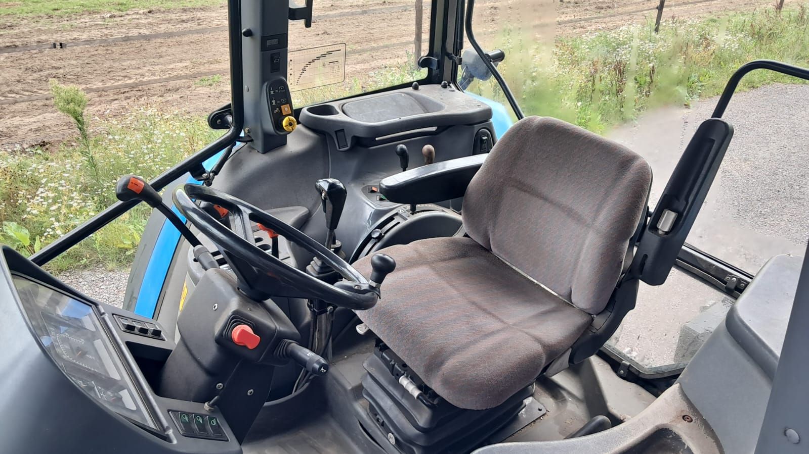 New Holland TS 90 met voorlader