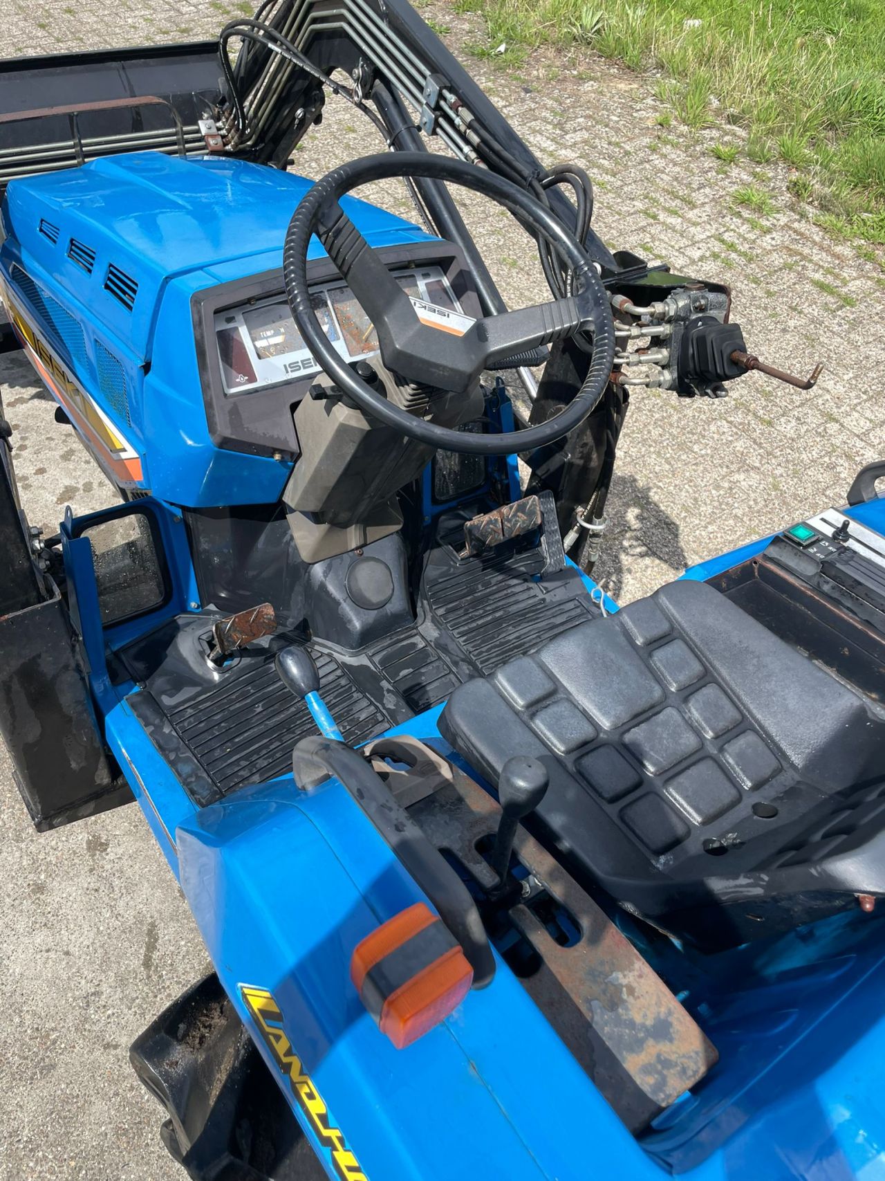 ISEKI Landhope 205