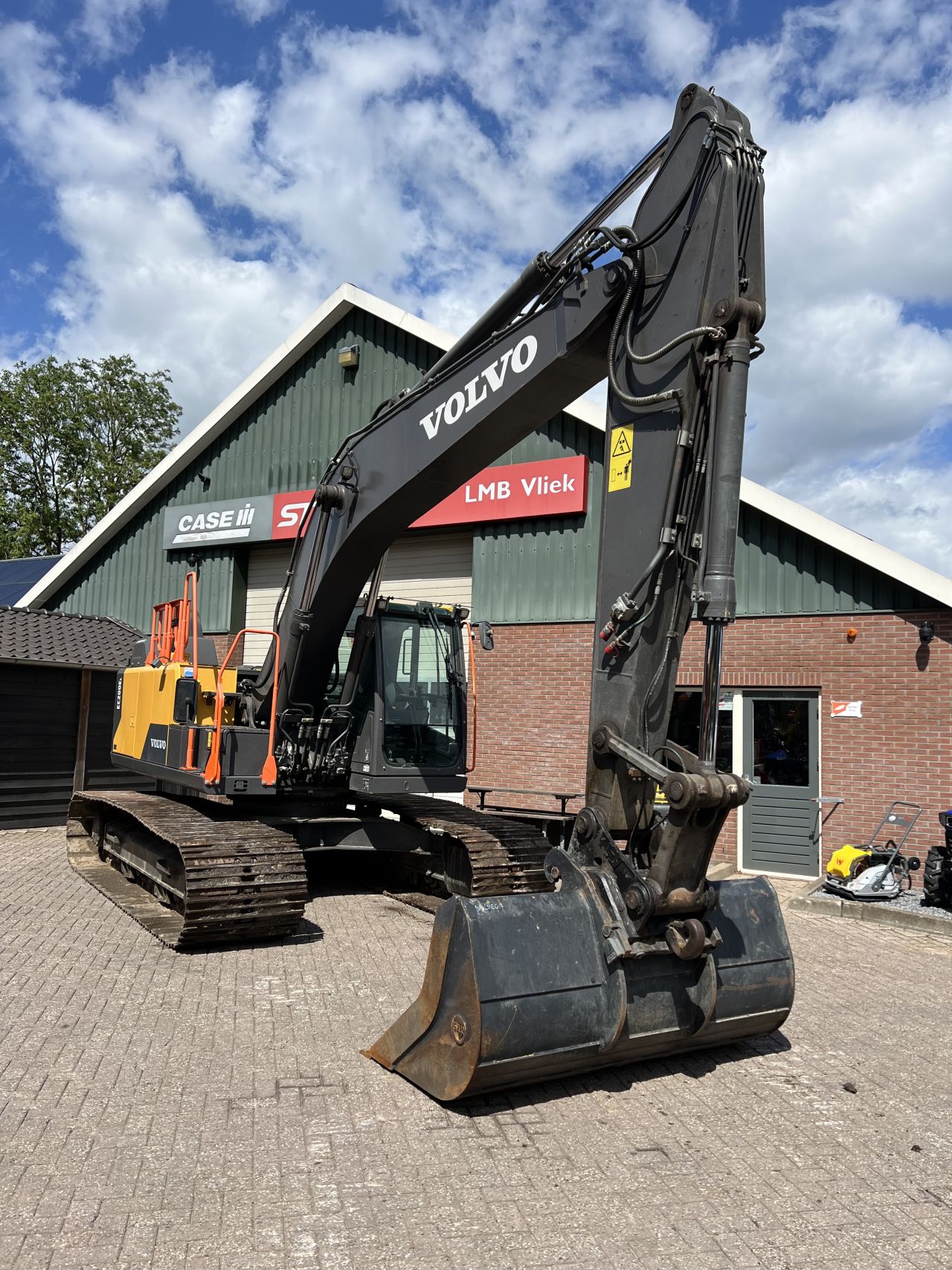 Volvo EC200El