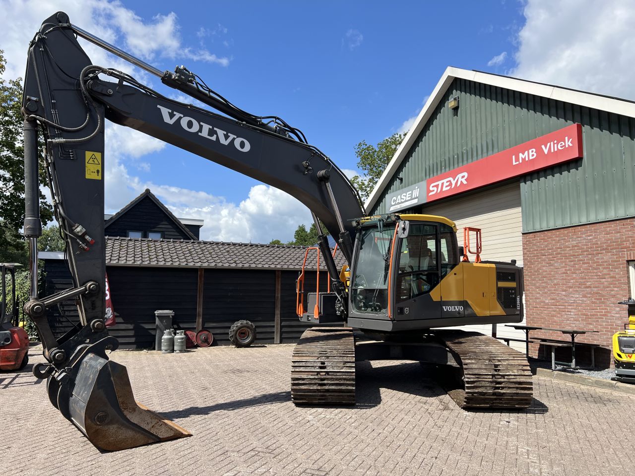 Volvo EC200El