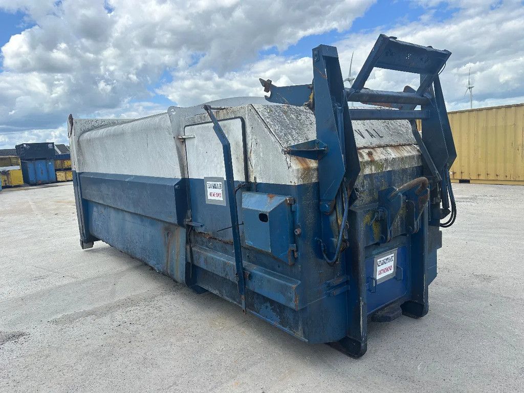 AJK 20 m3 met container kiepsysteem
