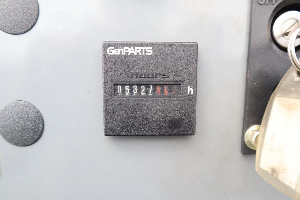 SDMO R90C3 | 90 KVA | 400 V