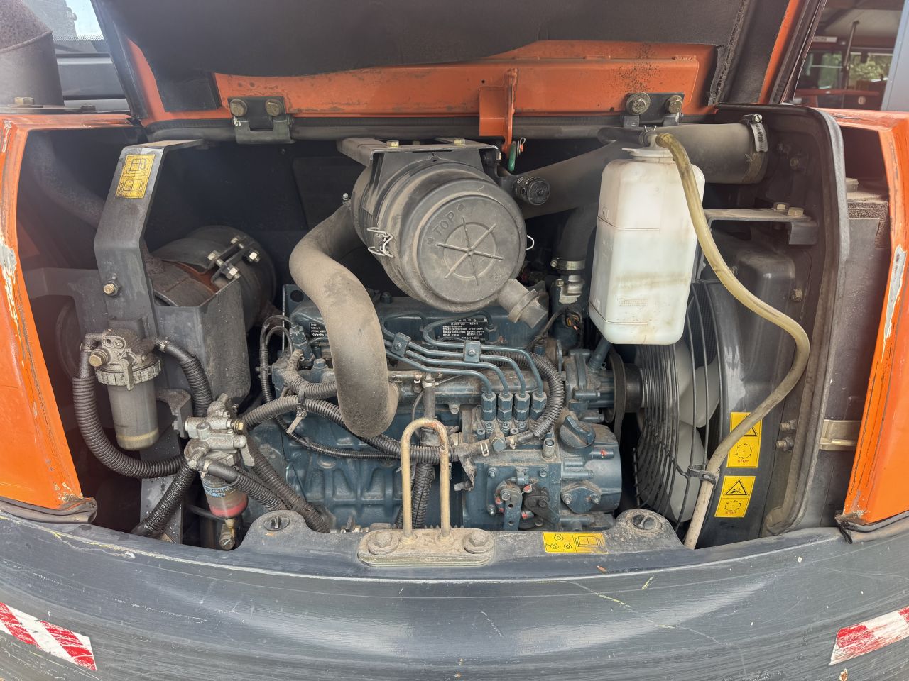 Te koop Hitachi ZAXIS 27 Minigraafmachine