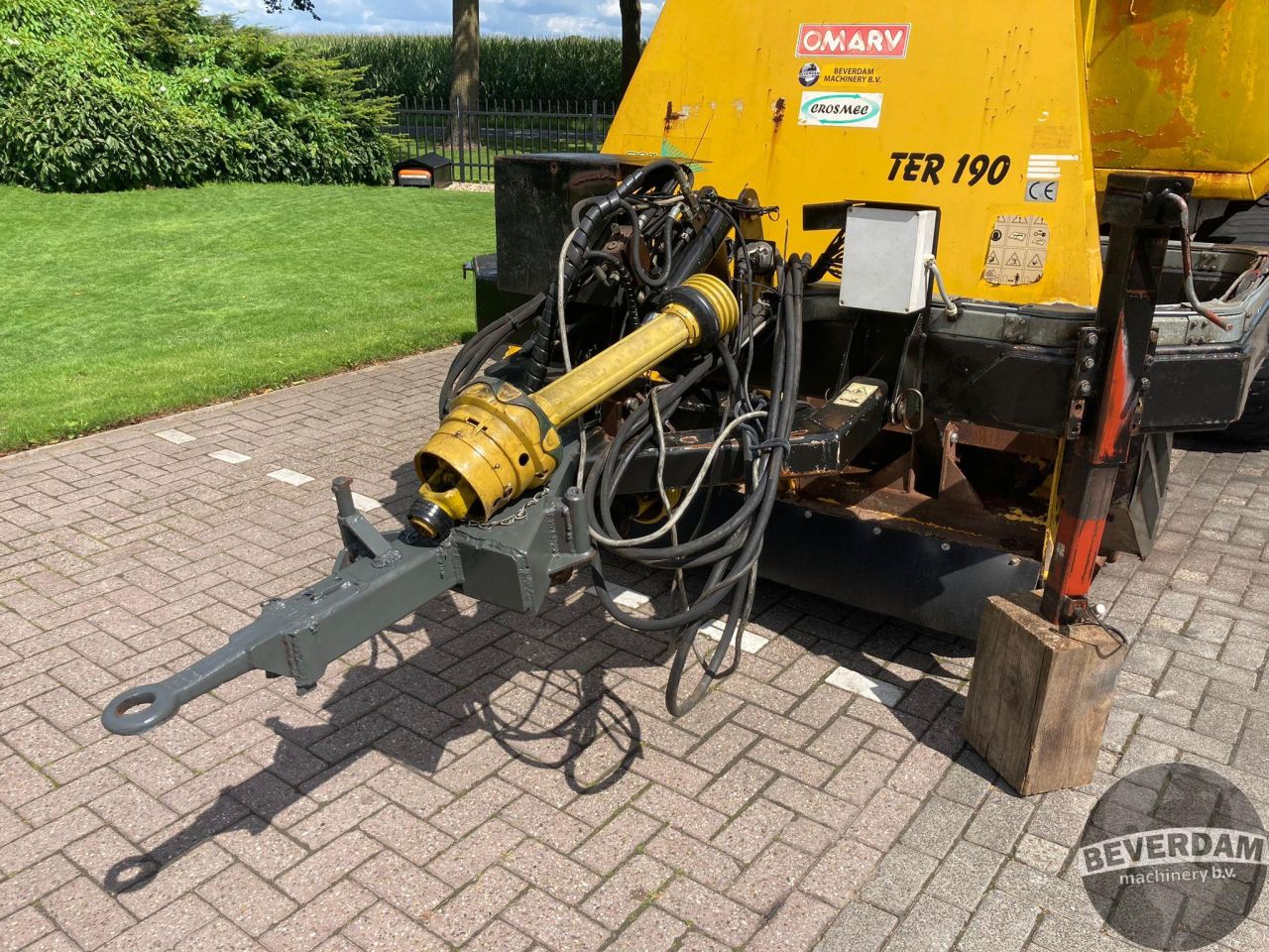 Veenhuis Omarv maaizuigwagen
