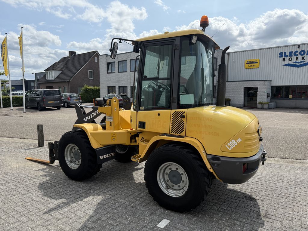 Volvo L30B Pro Shovel
