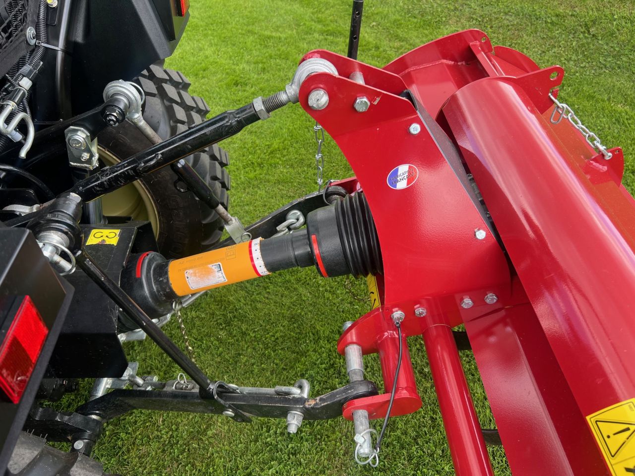 Majar RDM125 grond frees compact tractor