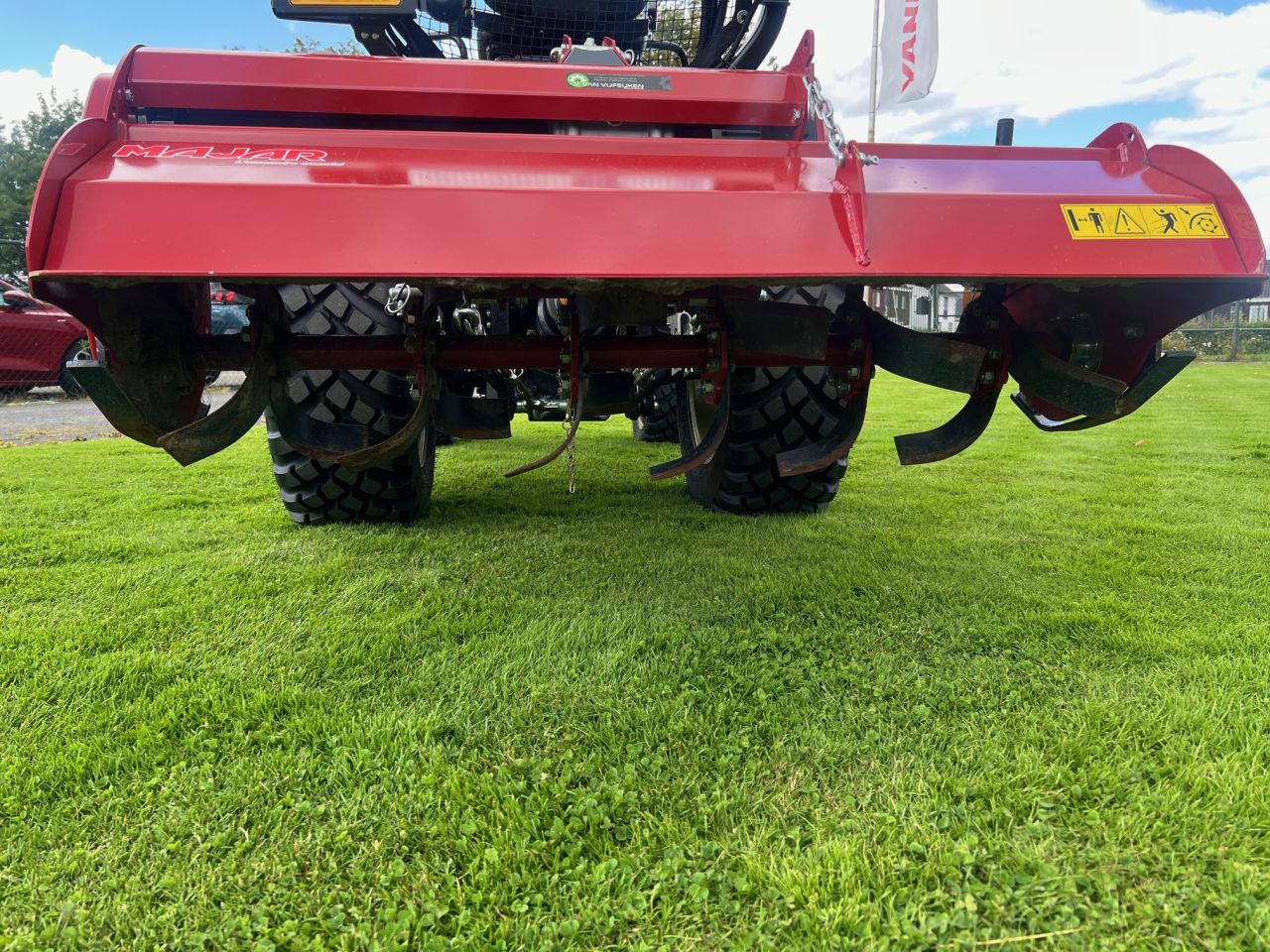 Majar RDM125 grond frees compact tractor