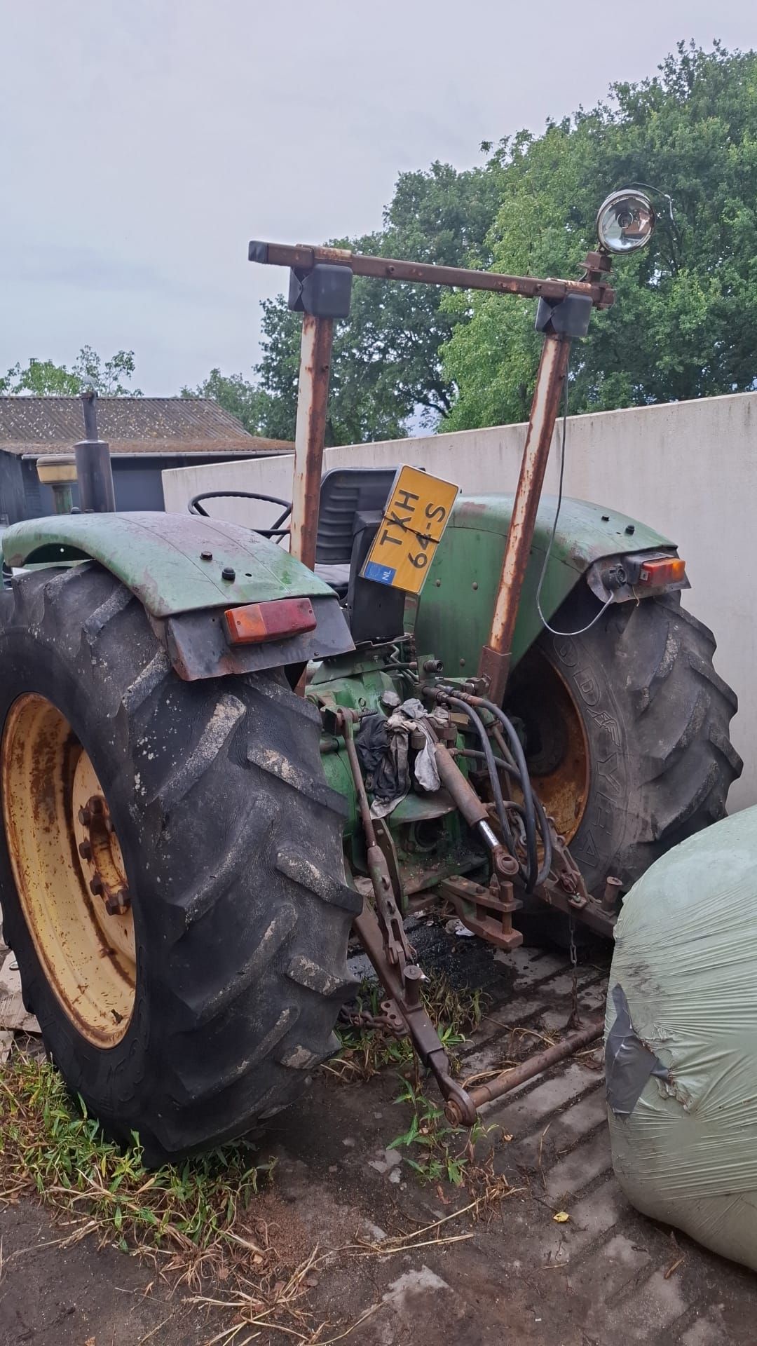 John deere 2130