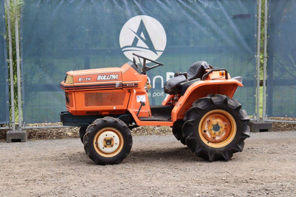 Minitraktor Kubota B1-14 Bulltra Diesel 14,5 PS