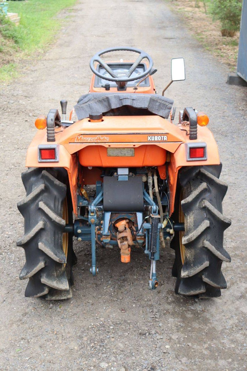 Minitraktor Kubota B1-14 Bulltra Diesel 14,5 PS