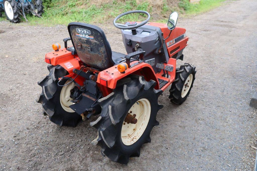 Minitraktor Yanmar Ke-3D Diesel